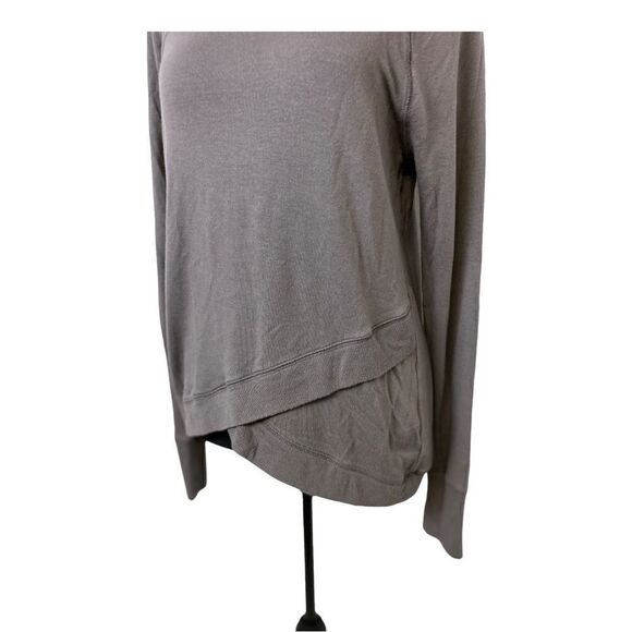 - #156 ATHLETA lightweight Top - Picture 3 of 8